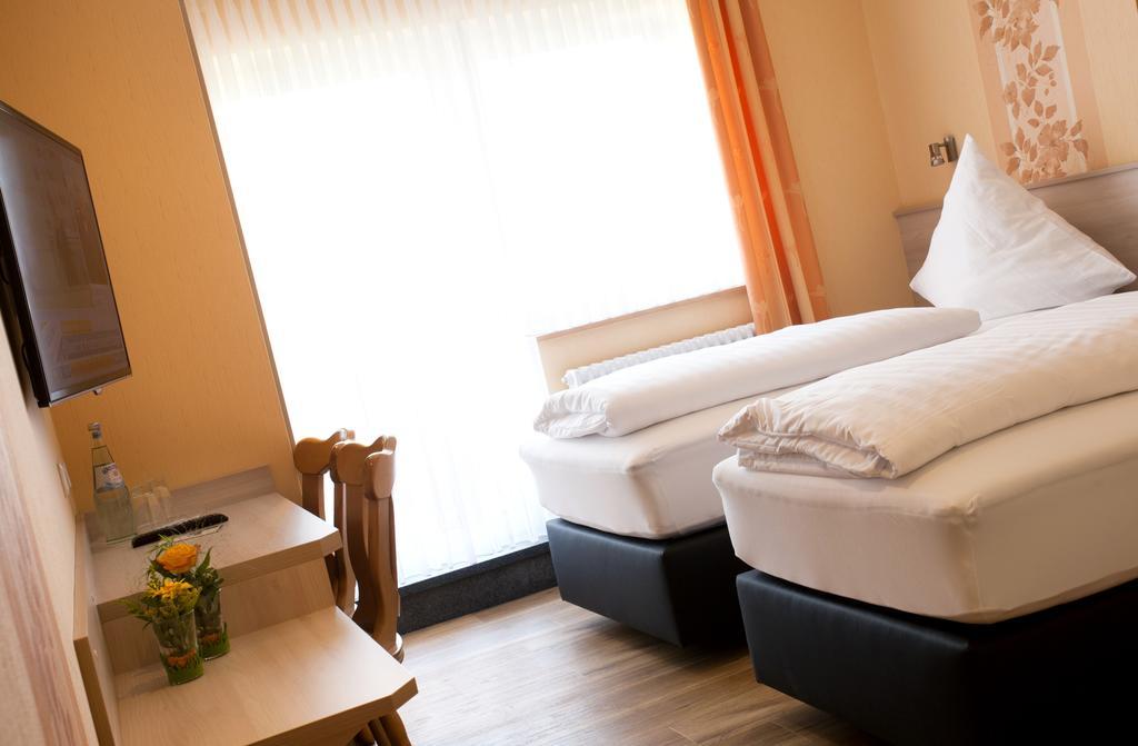 Haus Hubertus Hotel Winterspelt Cameră foto